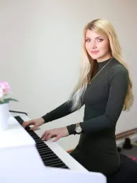 CARLA VALENTINA OSICEANU
