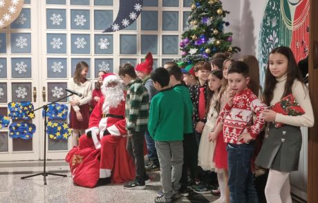 craciunul-scolii-metropolitane-arc-2025 (12)