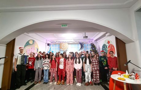 craciunul-scolii-metropolitane-arc-2025 (18)