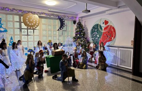 craciunul-scolii-metropolitane-arc-2025 (27)