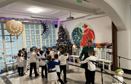 craciunul-scolii-metropolitane-arc-2025 (37)