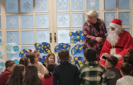 craciunul-scolii-metropolitane-arc-2025 (7)