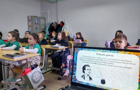 scoala-arc-evenimente-ziua-culturii-nationale-ziua-mihai-eminescu (5)